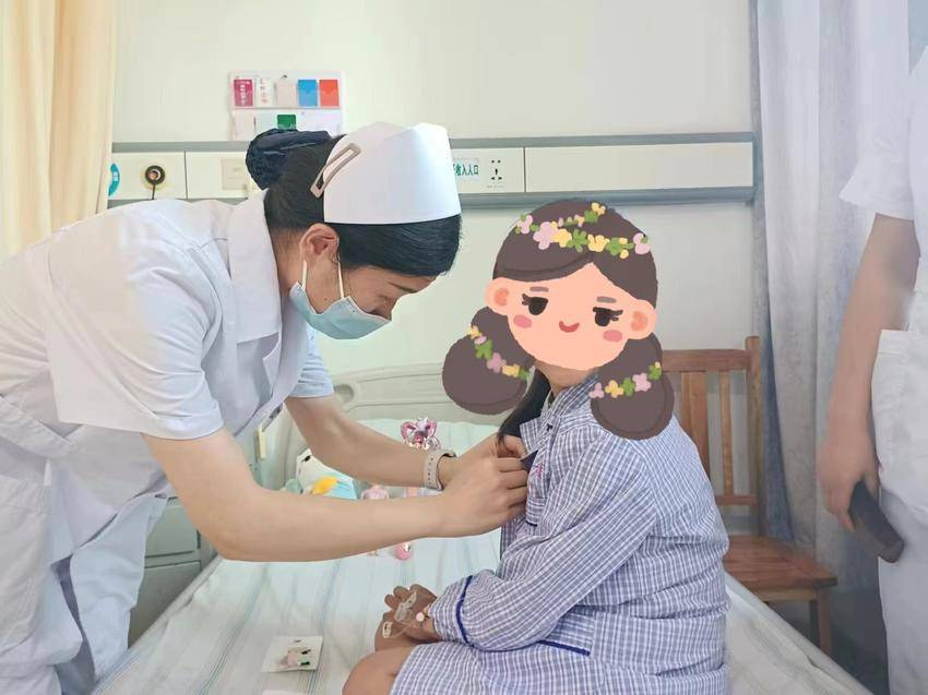 【湖北日报客户端】7岁女童罹患脑瘤 医护协力悉心医治